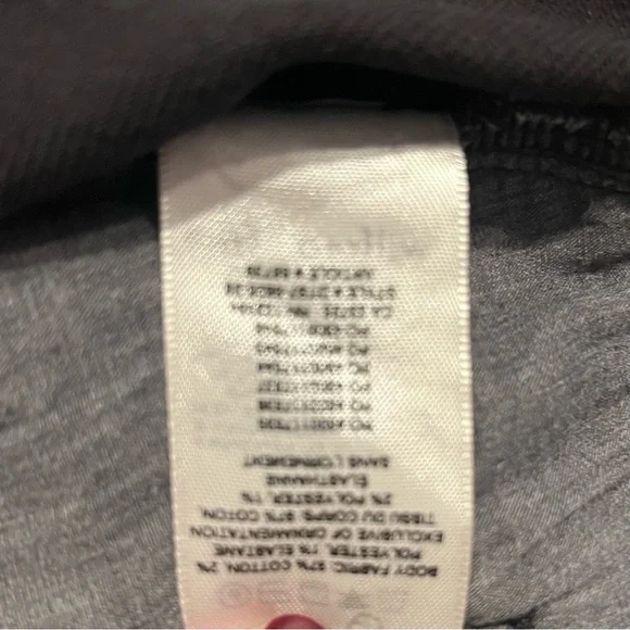 🍒ARITZIA WILFRED FREE HIGH WAISTED BLACK CARGO PANTS SIZE 8🍒 - Picture 7 of 7